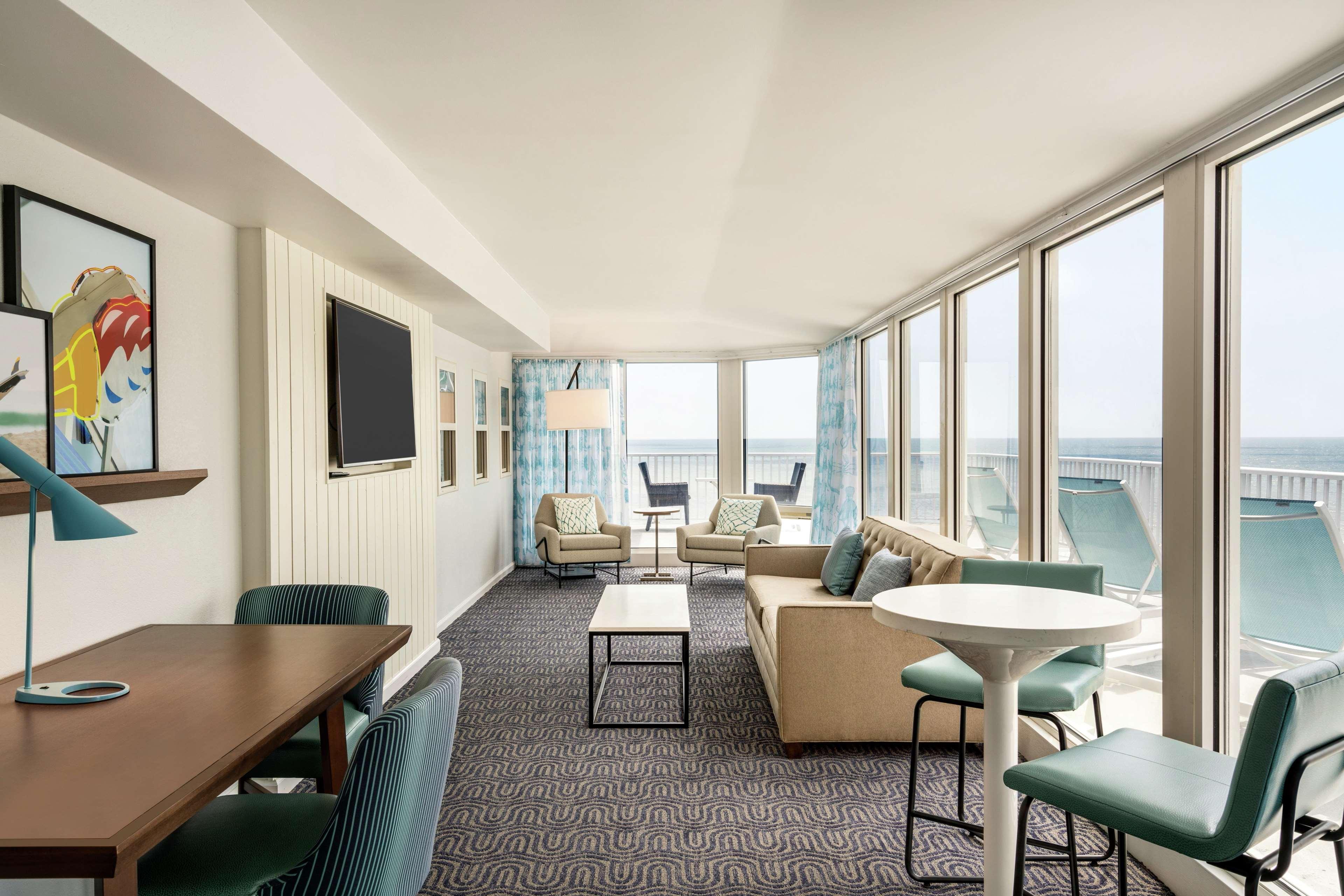 Doubletree By Hilton Ocean City Oceanfront Extérieur photo