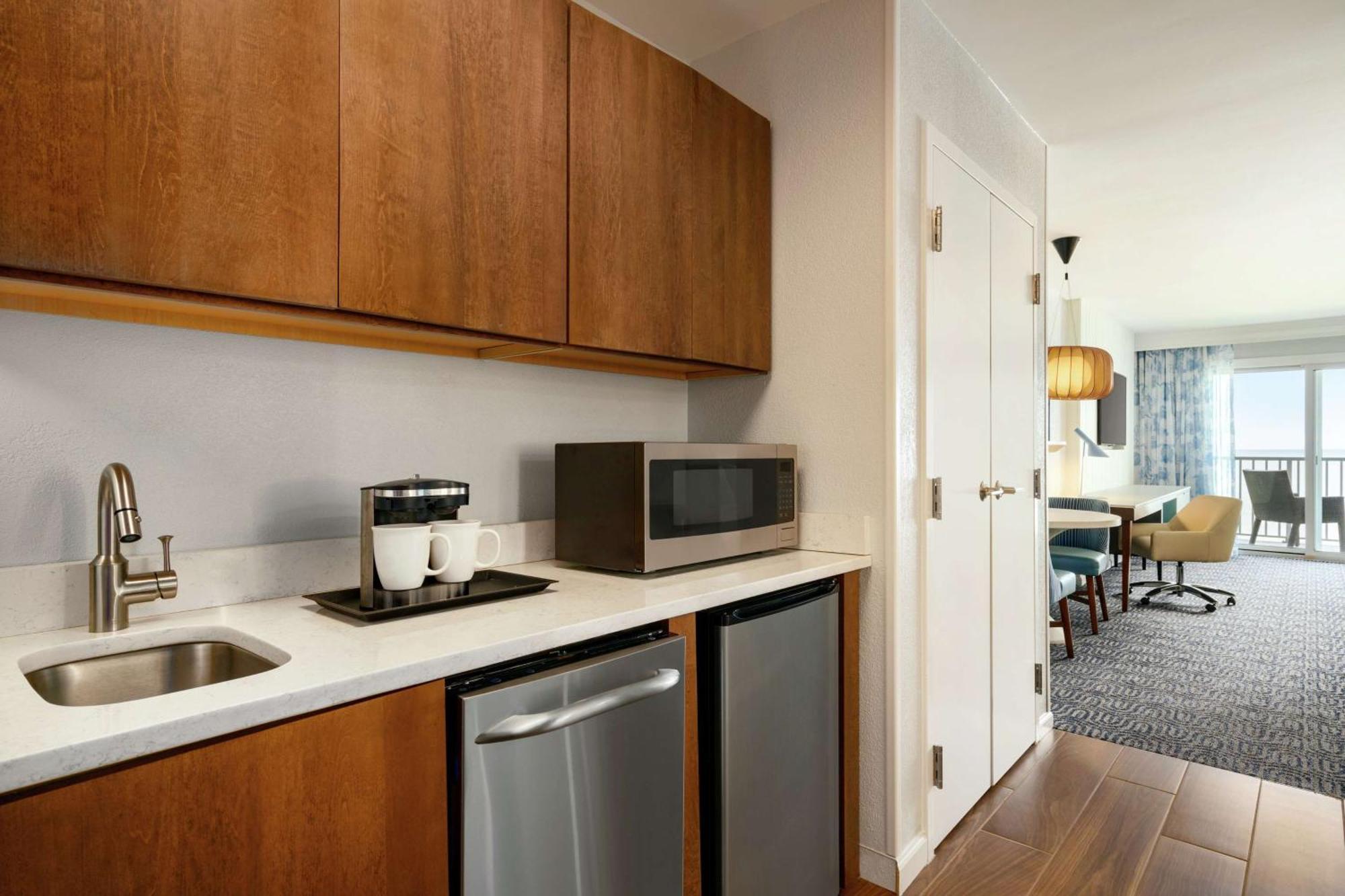 Doubletree By Hilton Ocean City Oceanfront Extérieur photo